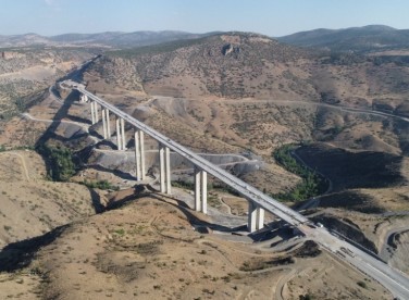 Eğiste Hadimi Viyadüğü